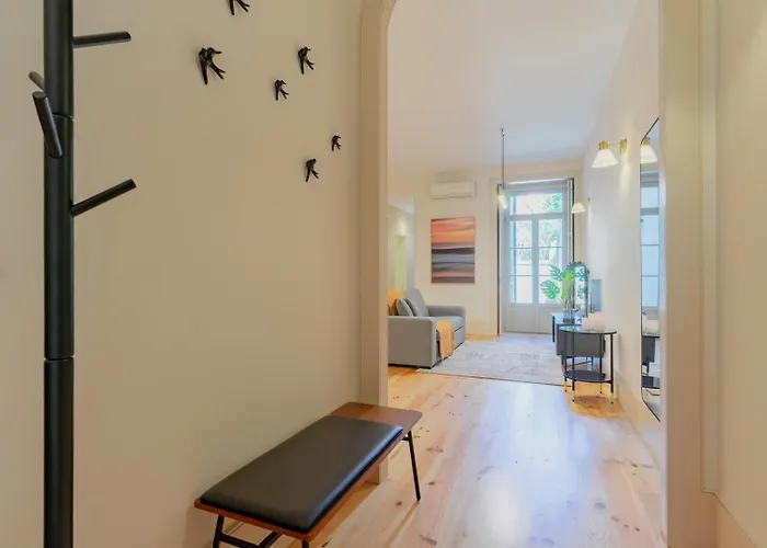 Spacious With Patio At Historic Center Daire