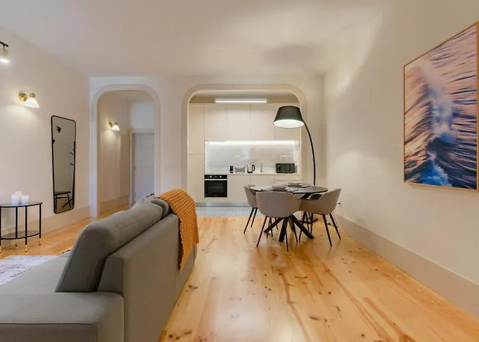 Daire Spacious With Patio At Historic Center