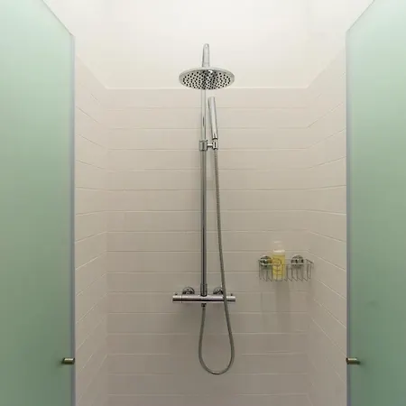 Spacious With Patio At Historic Center