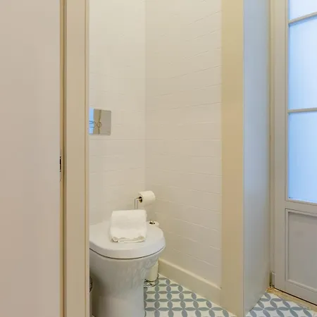 Spacious With Patio At Historic Center 公寓 波尔图