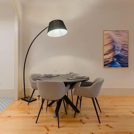 Spacious With Patio At Historic Center Διαμέρισμα *