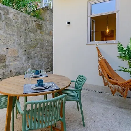 Διαμέρισμα Spacious With Patio At Historic Center